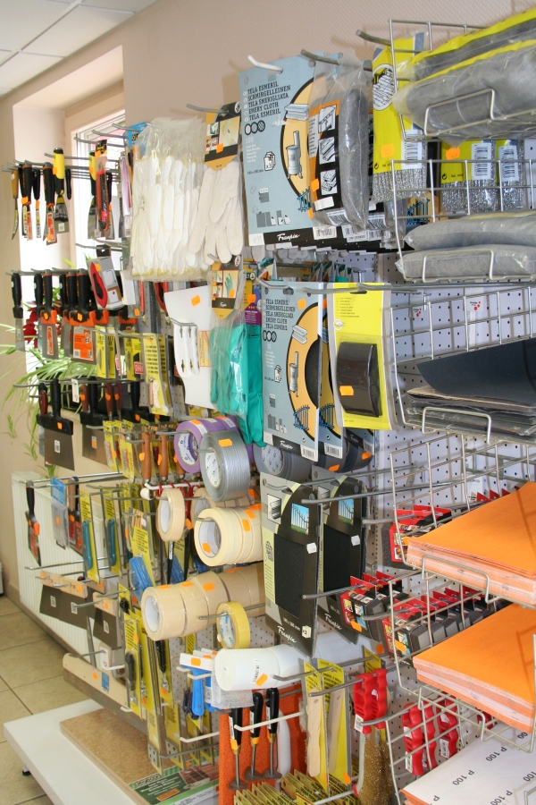 Rayon outillage du magasin